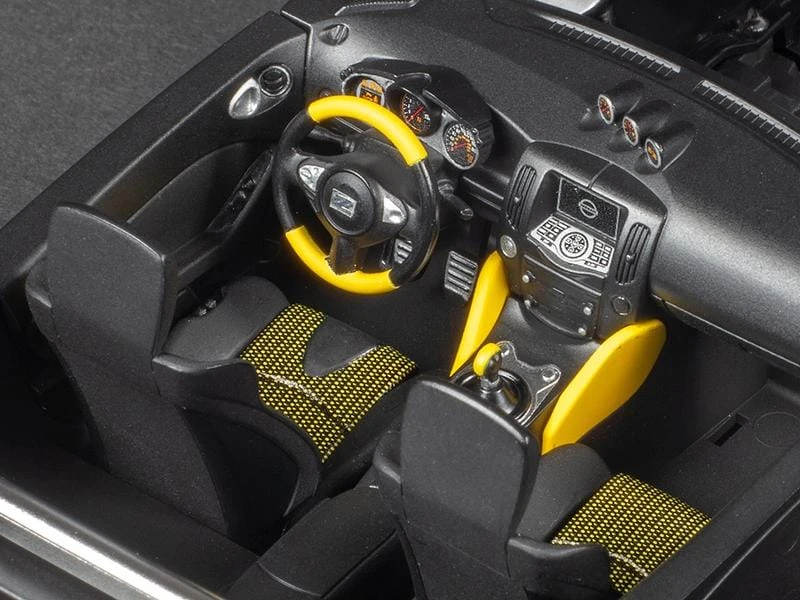 Tamiya Bausatz Nissan 370Z Heritage Edition 1:24 7 Tamiya Bausatz Nissan 370Z Heritage Edition 1:24 – Bild 5